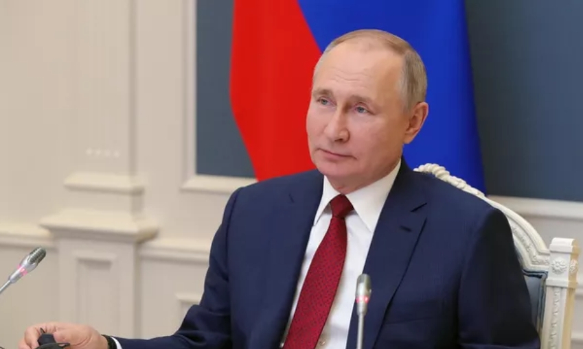 Путин принял участие в церемонии подписания договора о железной дороге Решт — Астара