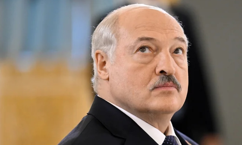 Лукашенко: Запад готовит силовой сценарий смены власти в Белоруссии