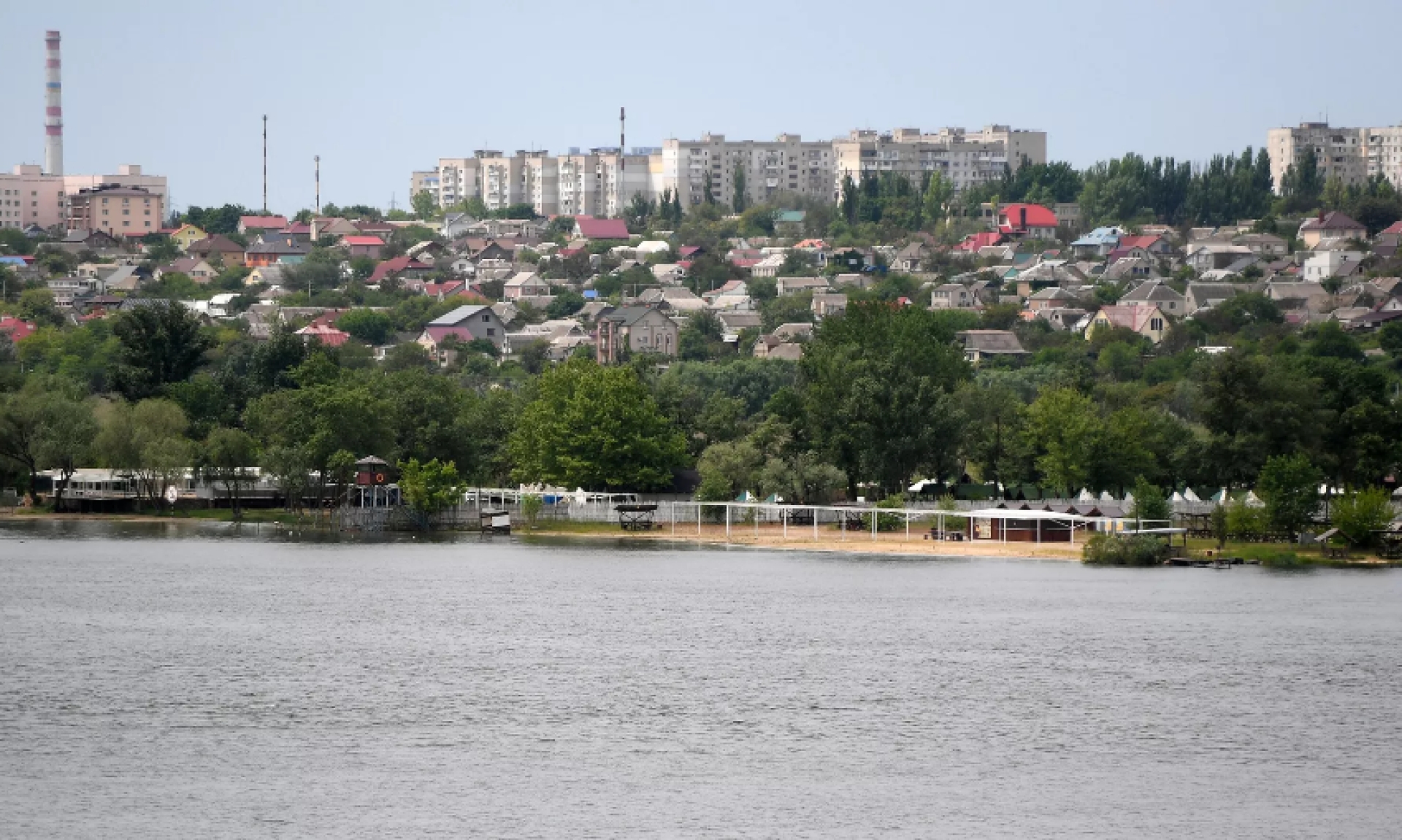 Власти Херсонской области: в зону подтопления водой Днепра попали 14 населенных пунктов