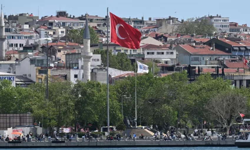 Центробанк Турции впервые более чем за два года повысил ключевую ставку до 15 процентов