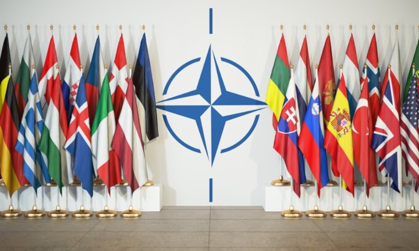 В НАТО их не надо: Альянс "гарантирует" Украине продолжение конфликта с Россией