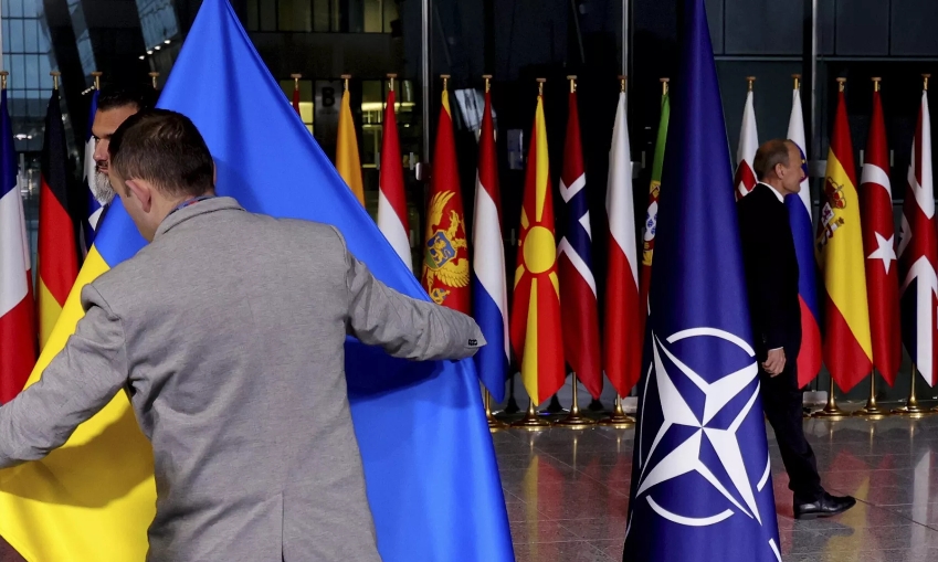 Салливан: Байден думает, что принятие Украины в НАТО в Вильнюсе приведет к войне с Россией