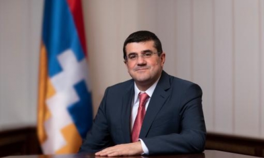 Азербайджан задержал бывшего президента Нагорного Карабаха Араика Арутюняна