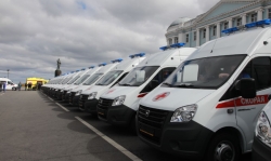 Регионы РФ получат более 2,2 тыс. новых автомобилей скорой помощи в 2023 году
