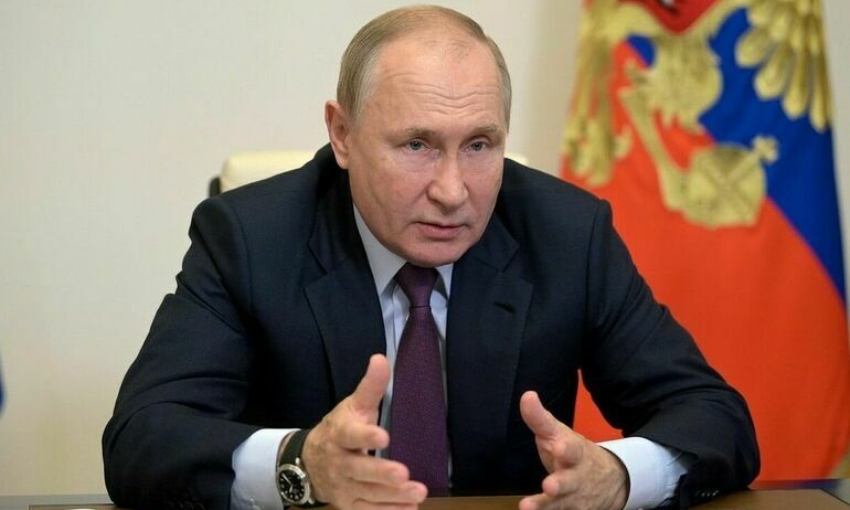 Путин по-немецки высказался о нападках на экс-канцлера ФРГ Шредера