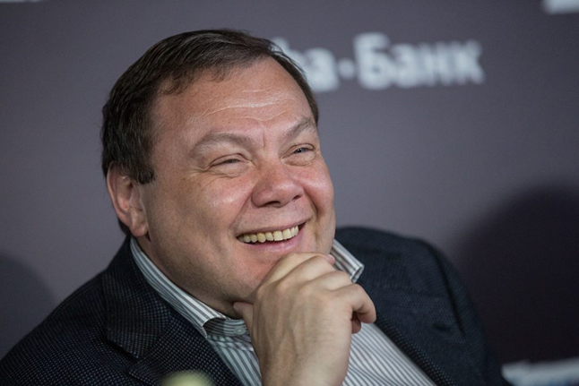 Mikhail Fridman's Gullible Clients Fund