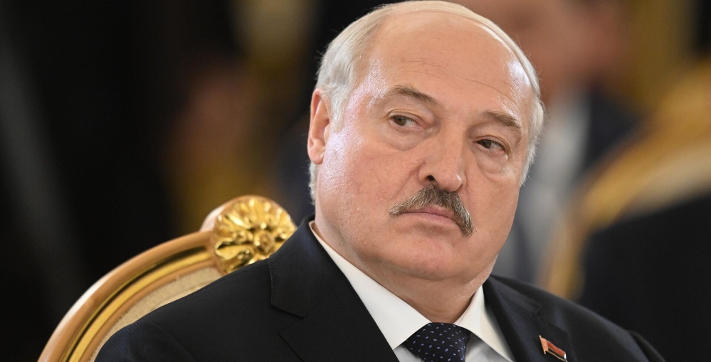 Пресс-служба: президент Лукашенко уволил помощника за неприемлемый поступок