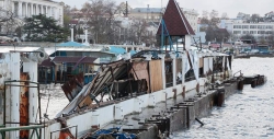 Пять человек погибли в результате урагана в Крыму