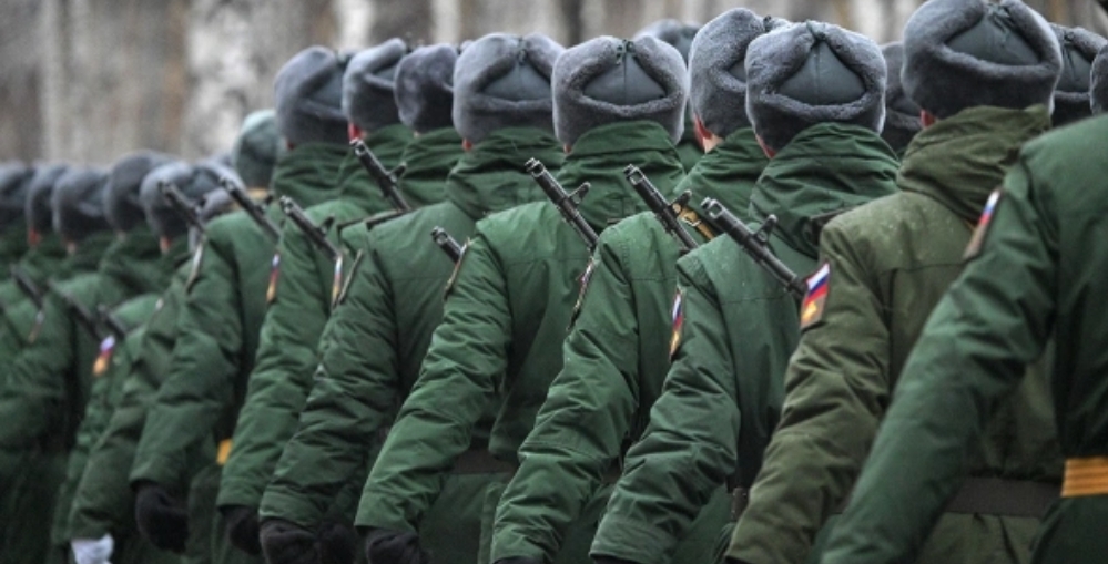 Президент Путин повысил штатную численность Вооруженных сил до 2,2 млн человек
