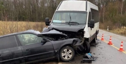 В аварии с микроавтобусом под Калиниградом пострадали 12 человек