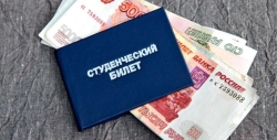 Путин сообщил о повышении президентской стипендии до 30 тысяч рублей 