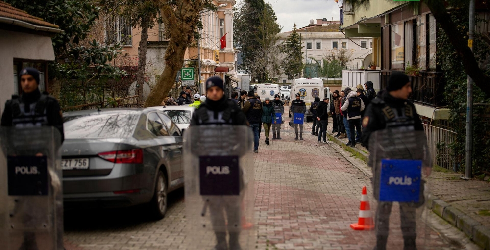 МВД Турции заподозрило россиянина в причастности к стрельбе в церкви 