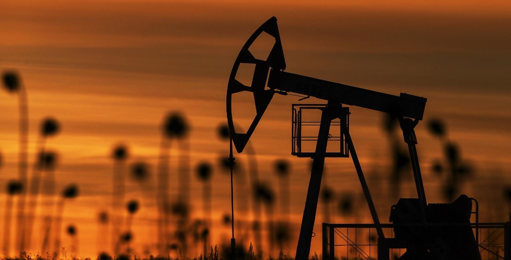 Нефть растет в цене из-за новостей с Ближнего Востока 