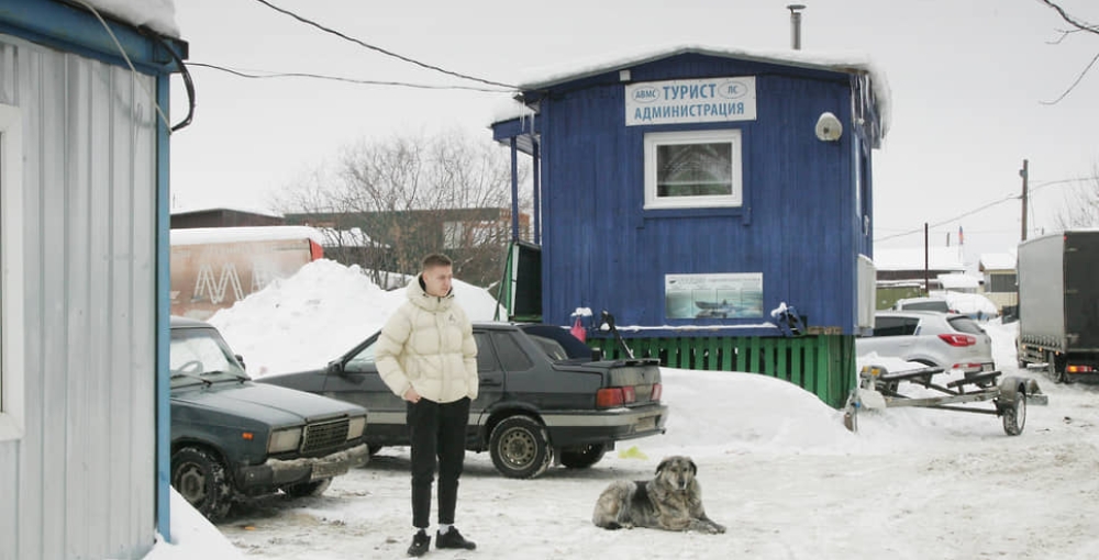 В Нижнем Новгороде начали сносить лодочную станцию "Турист"