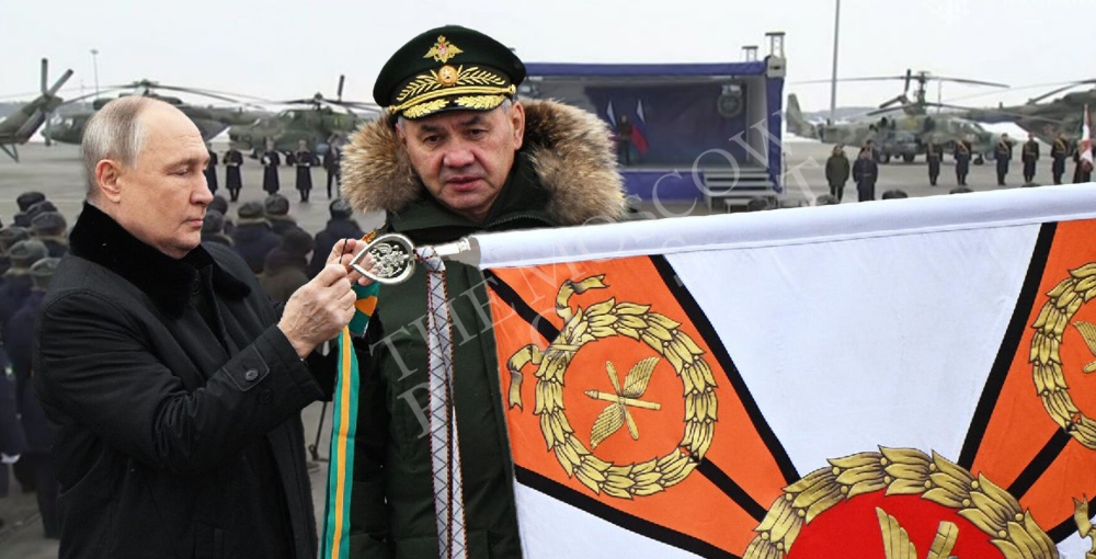 Путин вручил государственные награды воинским частям ВКС РФ
