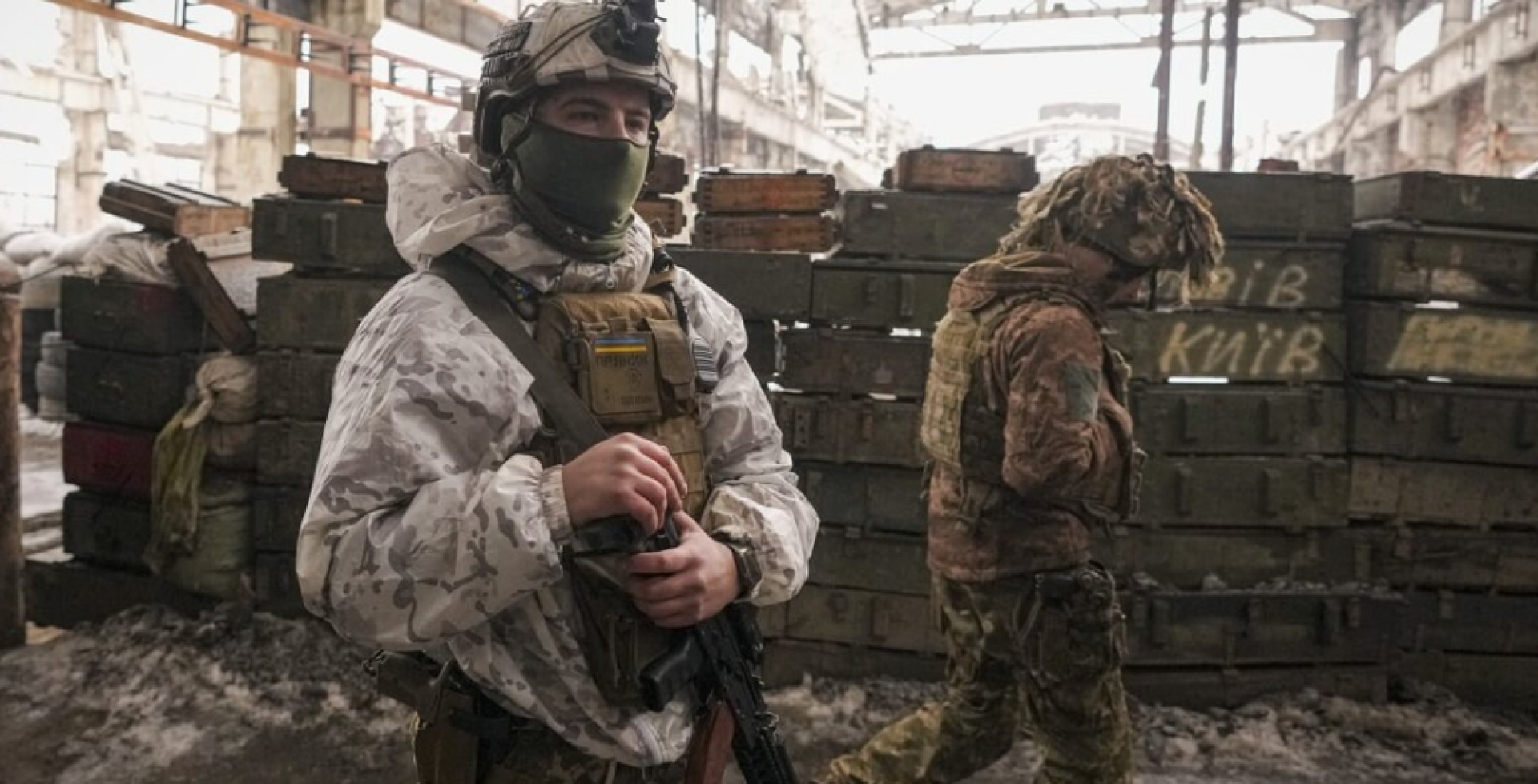 ВС России продолжают теснить украинских боевиков в западном направлении