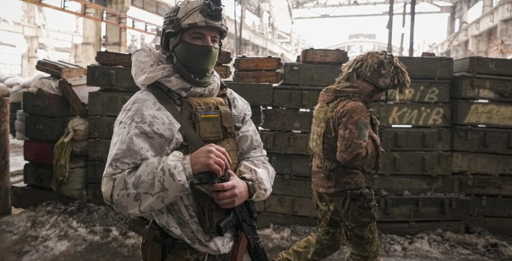 ВС России продолжают теснить украинских боевиков в западном направлении