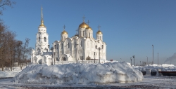 Во Владимире в очередной раз ищут подрядчика для реставрации ограды Успенского собора
