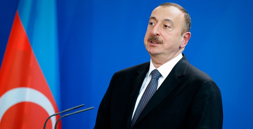Алиев: Азербайджан не будет поставлять оружие Киеву 