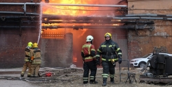 Во время пожара на Рубинштейна пострадали три человека