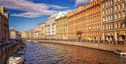 В Санкт-Петербурге запустили горячую линию по вопросам туристических услуг 