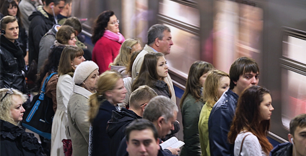 В московском метрополитене мужчина напал на контролера