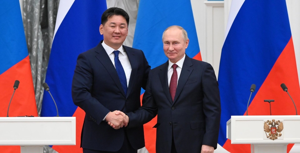 Путин заявил о развитии отношений России и Монголии на основе дружбы