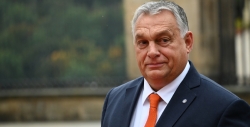 Орбан прилетел в Москву