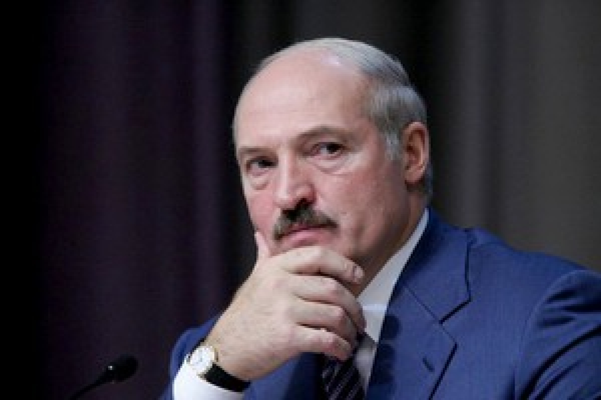 Александр Лукашенко собирается защищать избирателей от самого себя?