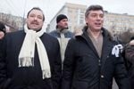 Оппозиция наносит "ответный удар"