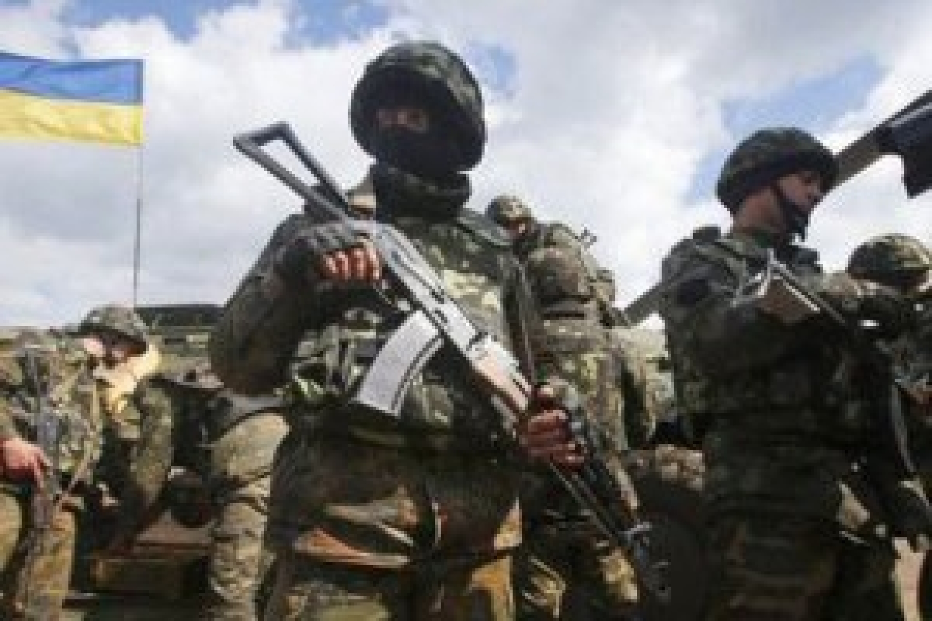 Украинские военные не пощадили раненных жителей Донбасса